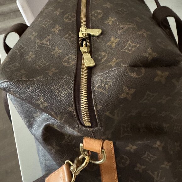 Louis Vuitton Keepall Bandoulière 50 – Monogram Canvas – Excellent Condition - Picture 12 of 16